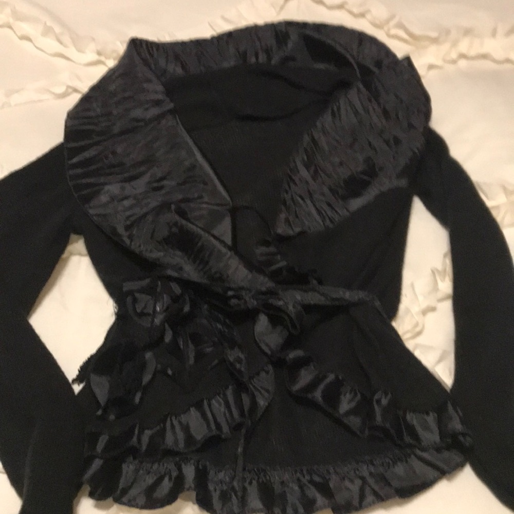 Tiamo black sweater size S